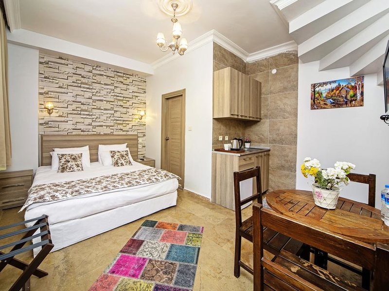 Unique Suite Hotel 275714