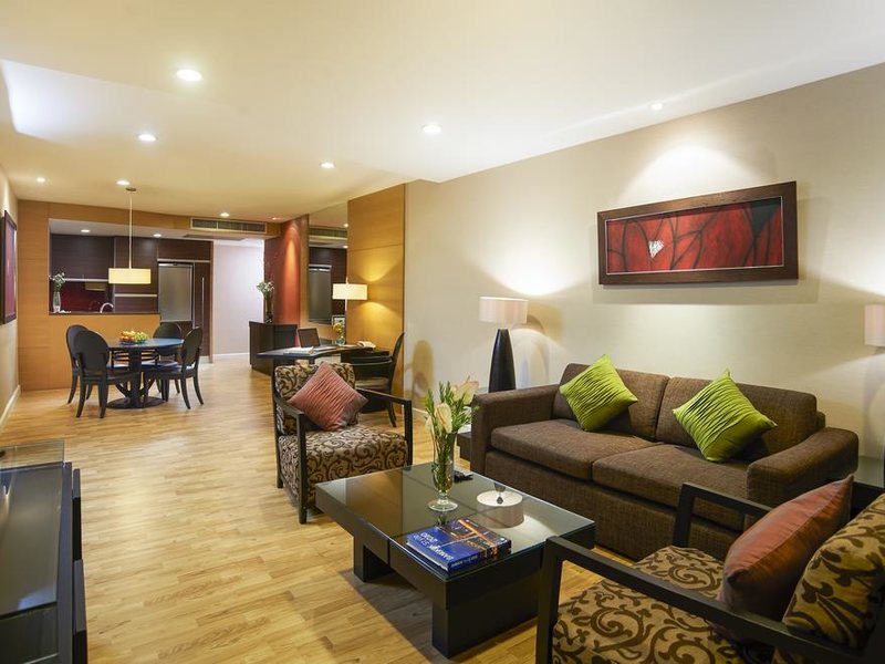 Urbana Sathorn 239647