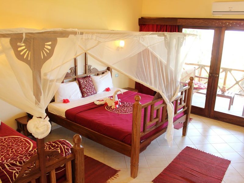 Uroa Bay Beach Resort 203007