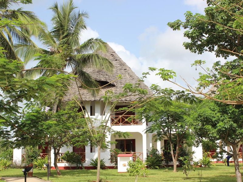 Uroa Bay Beach Resort 203009