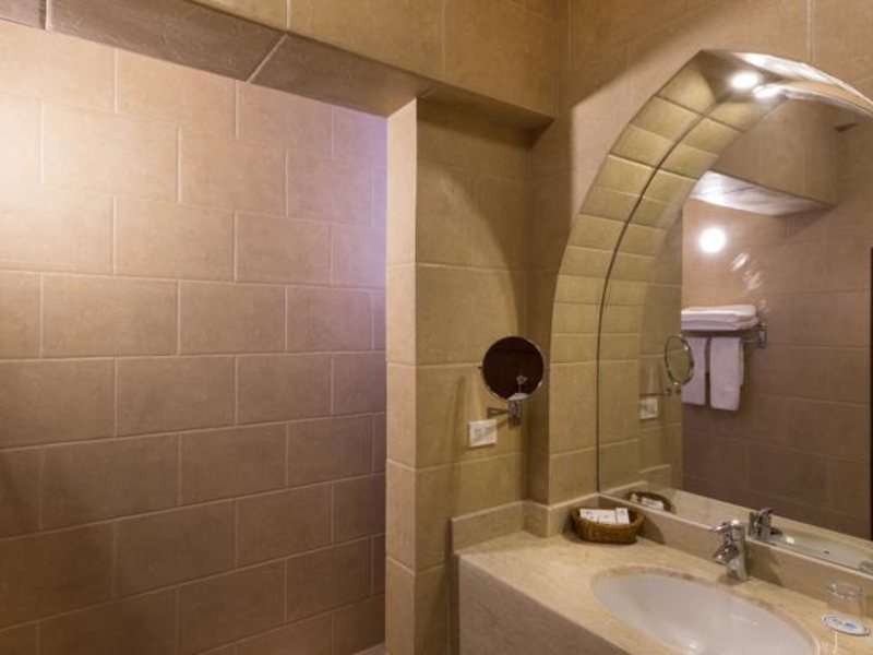 Utopia Beach Club 129918