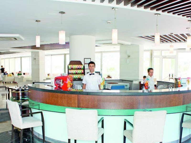 Utopia Beach Club (ех 62322