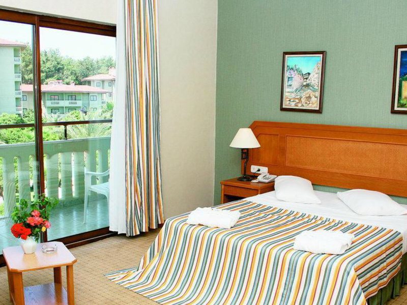 Utopia Resort & Residence (ex 62298