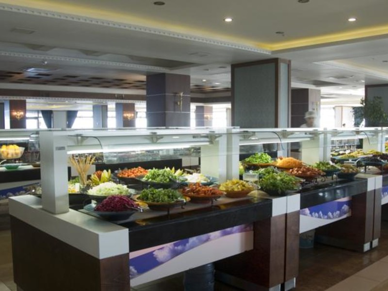 Utopia World Hotel  61125