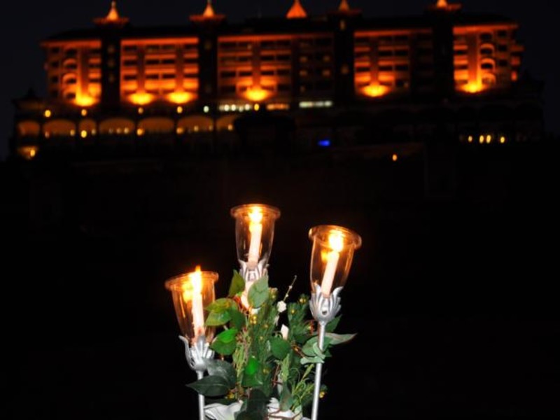 Utopia World Hotel  61145