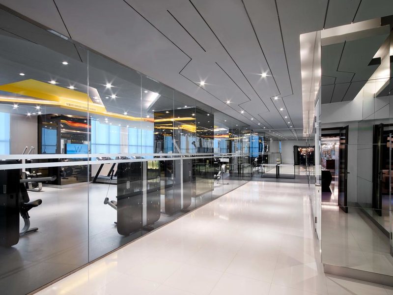 V Hotel Dubai, Curio Collection by Hilton (ех 204212