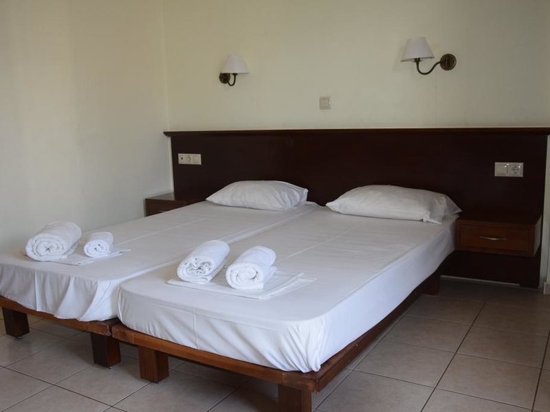 Vagelis Studios & Apartments 248947