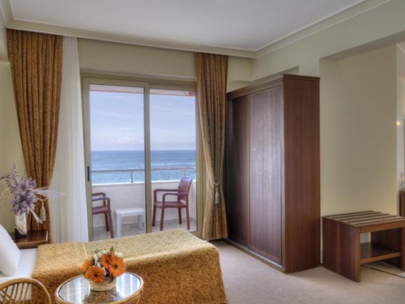 Valeri Beach Hotel 105247