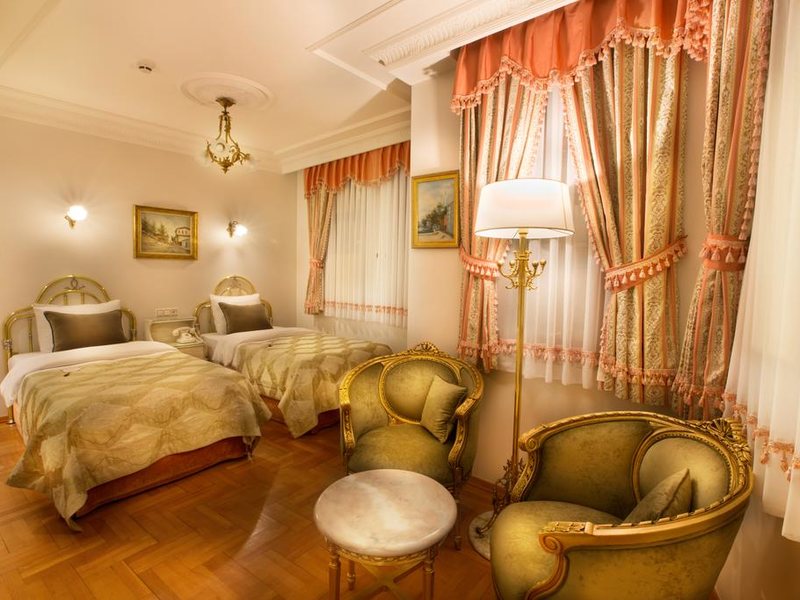 Valide Sultan Konagi 302980