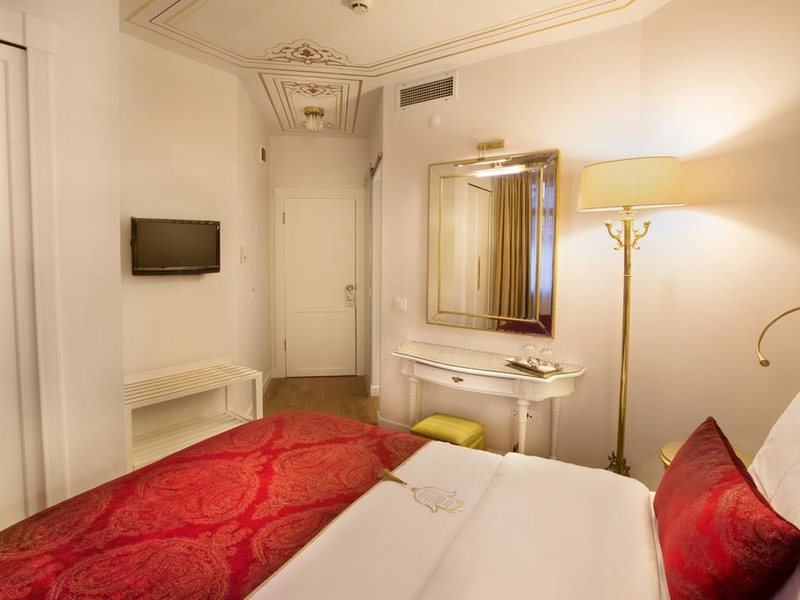 Valide Sultan Konagi 302990