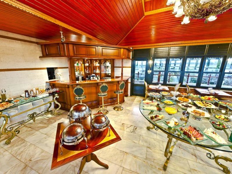 Valide Sultan Konagi 303000