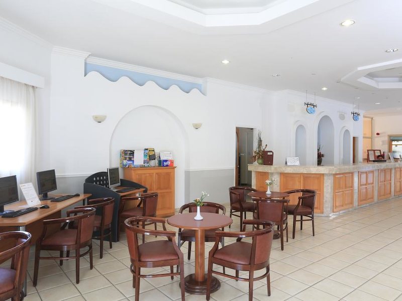 Vangelis Hotel Apartments 255063