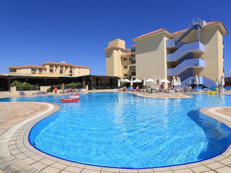 Vangelis Hotel Apartments 255065