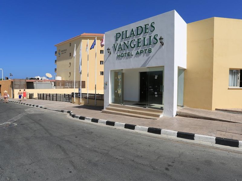 Vangelis Hotel Apartments 255069