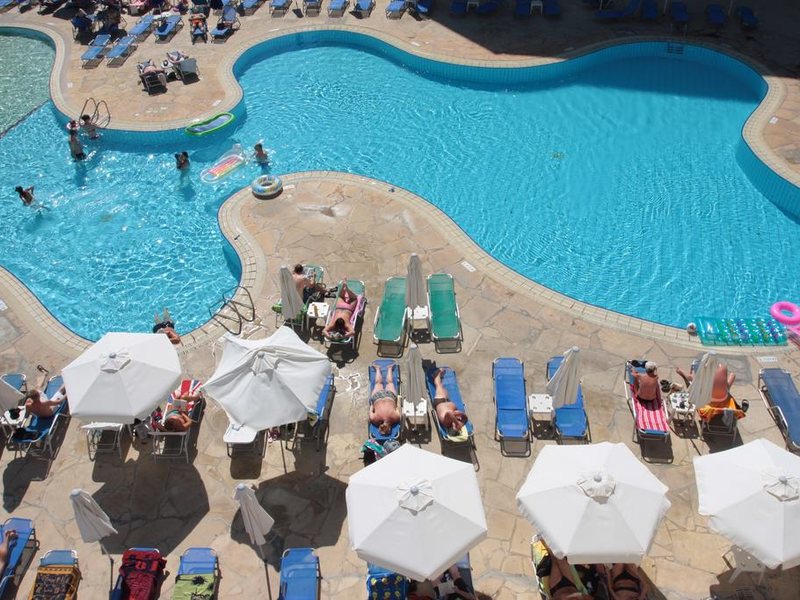 Vangelis Hotel Apartments 255075