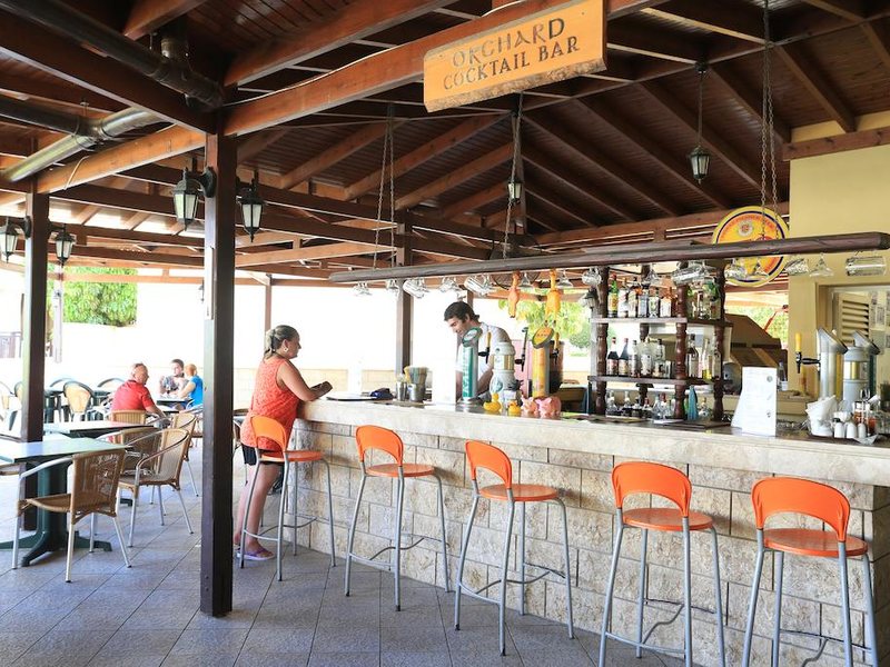 Vangelis Hotel Apartments 255077