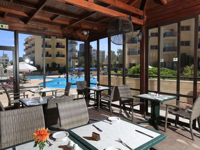 Vangelis Hotel Apartments 255082