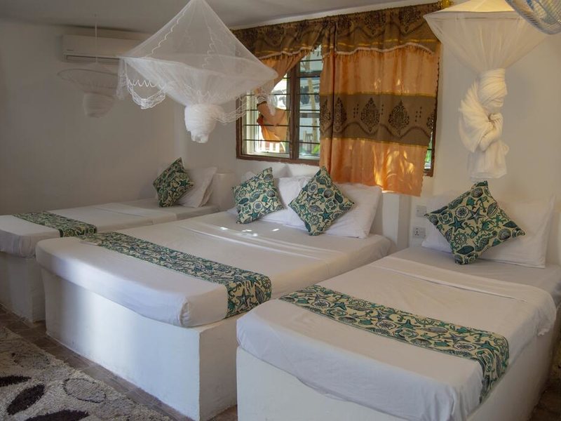 Varadero Zanzibar Hotel & Restaurant  323081