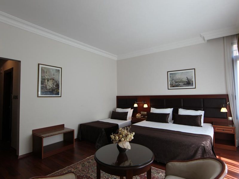 Vardar Palace Hotel 304900