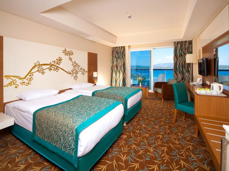 Venosa Beach Resort  44372