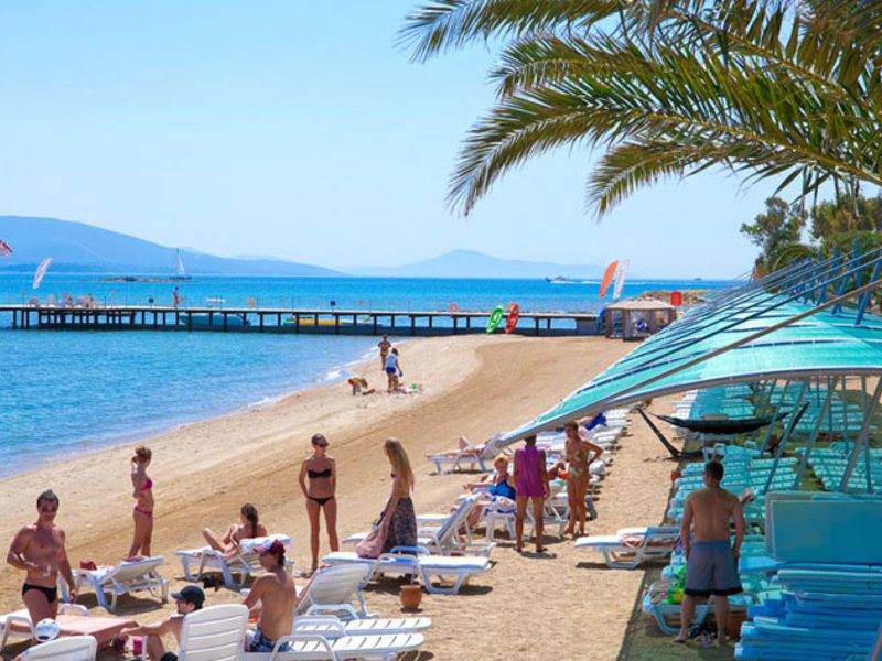 Venosa Beach Resort  44397