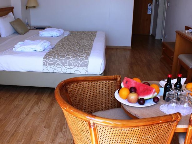 Venus Beach Hotel 92320