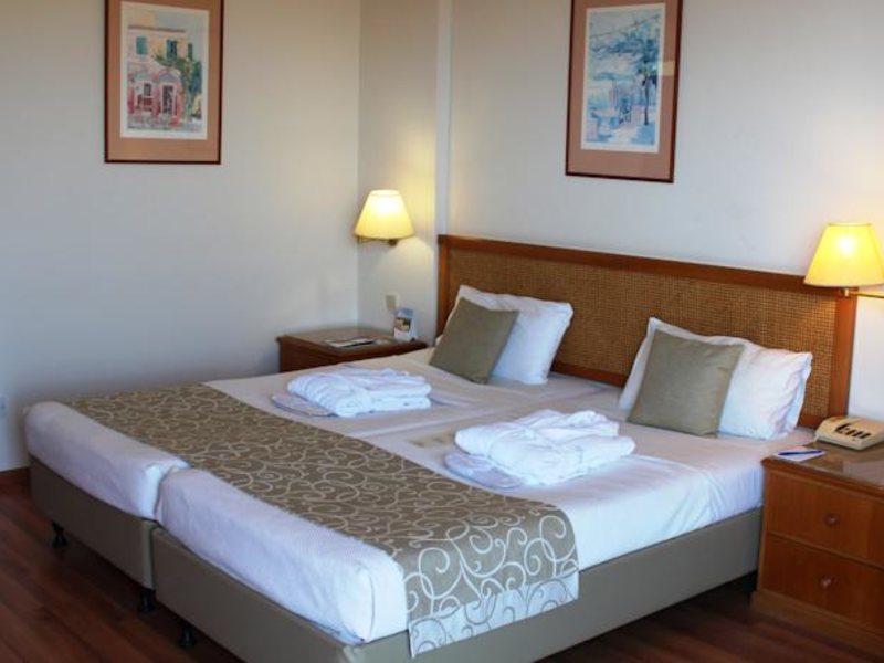 Venus Beach Hotel 92326