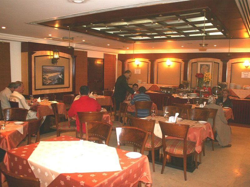 Versailles Hotel 49948