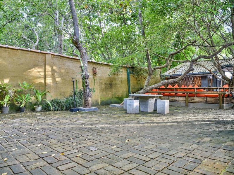 Vibration Hotel 235827