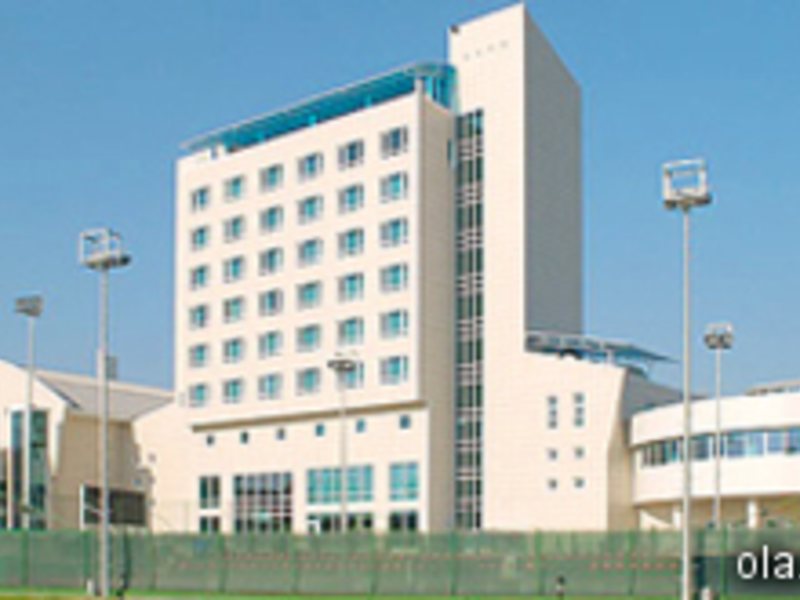 Victoria Hotel 12195