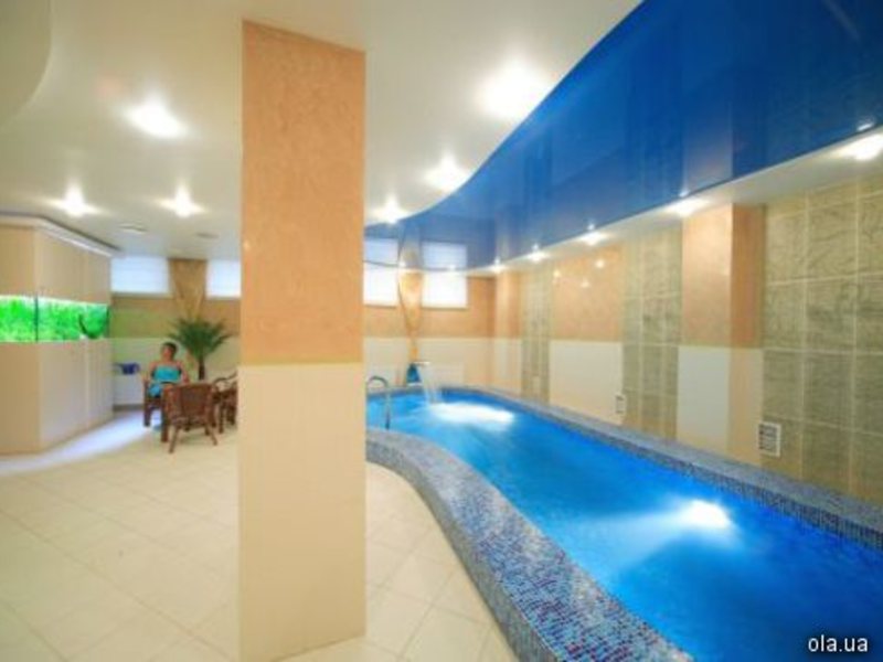 Victoria Hotel 12310