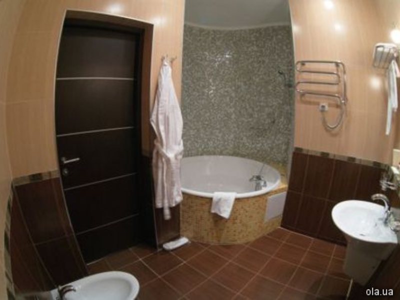 Victoria Hotel 12317