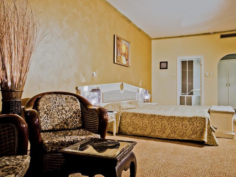 Victoria Palace  173997