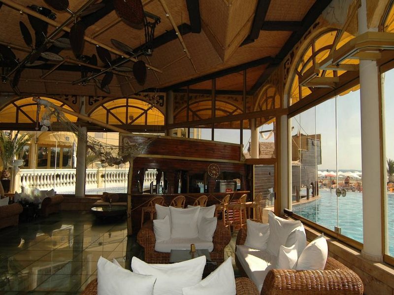 Victoria Palace  174009