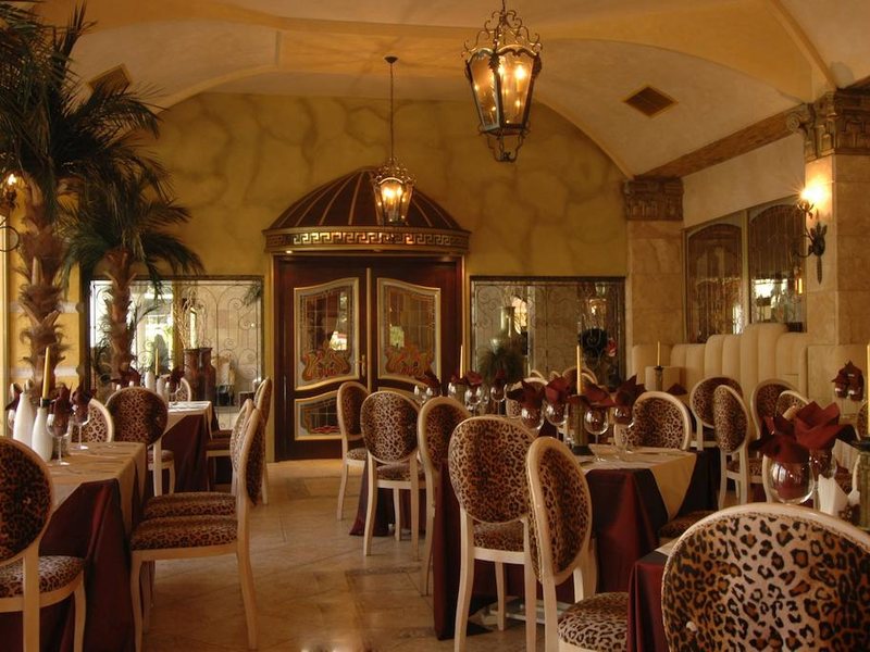 Victoria Palace  174011