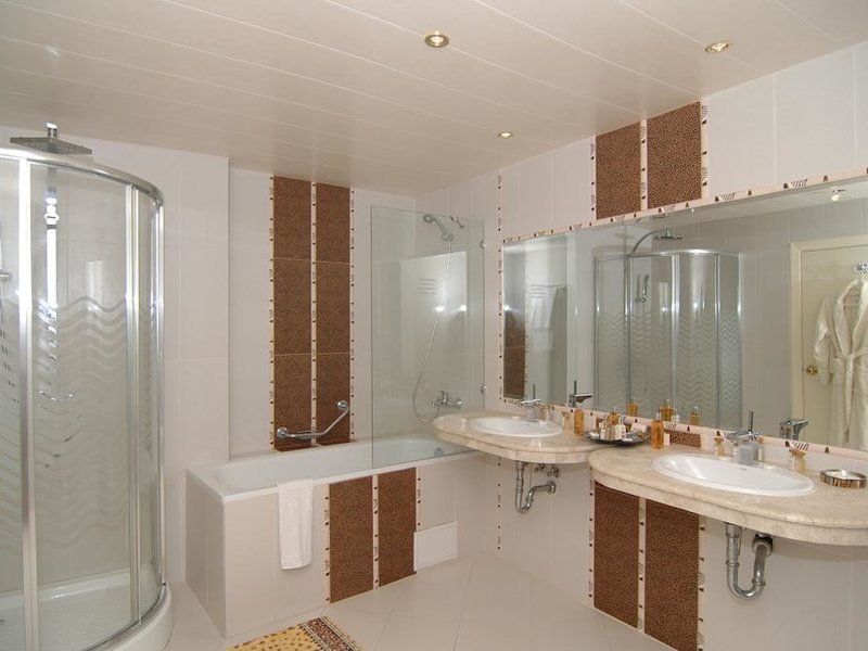 Victoria Palace  174013