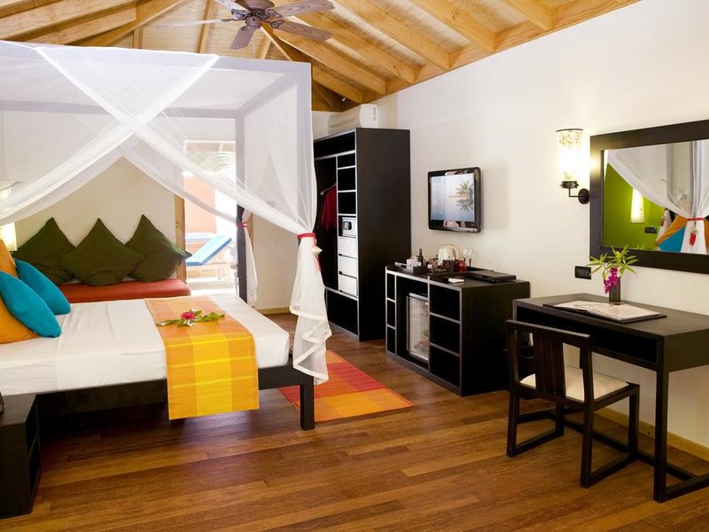 Vilamendhoo Island Resort & Spa 227786