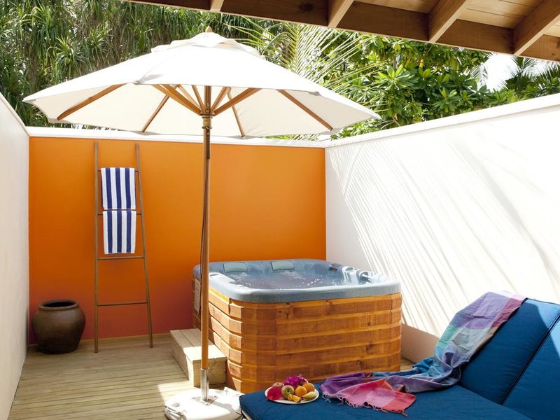 Vilamendhoo Island Resort & Spa 227796