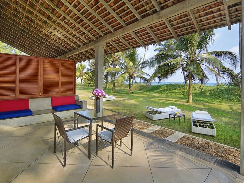 Villa Frangipani Tree 112302