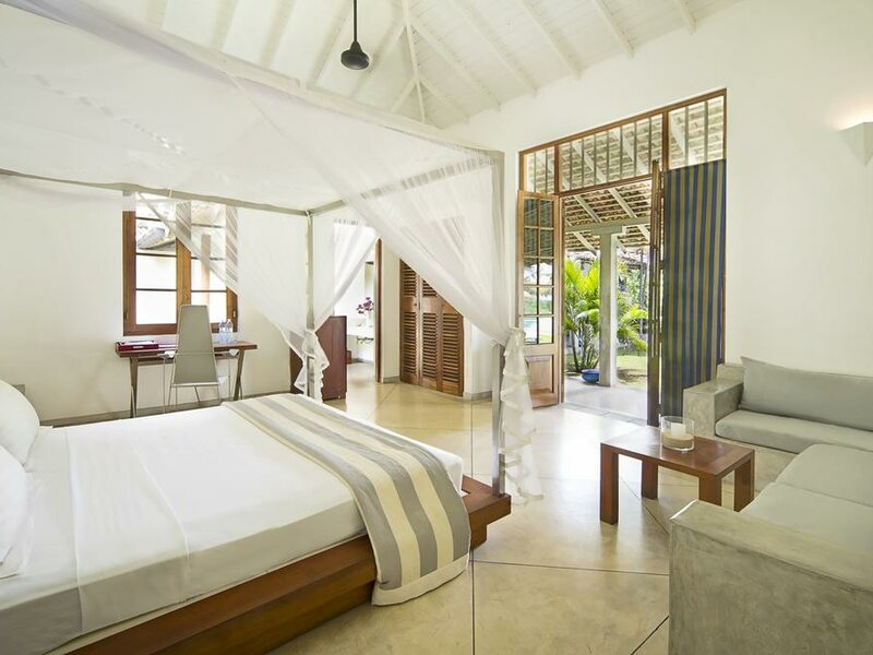 Villa Frangipani Tree 112303