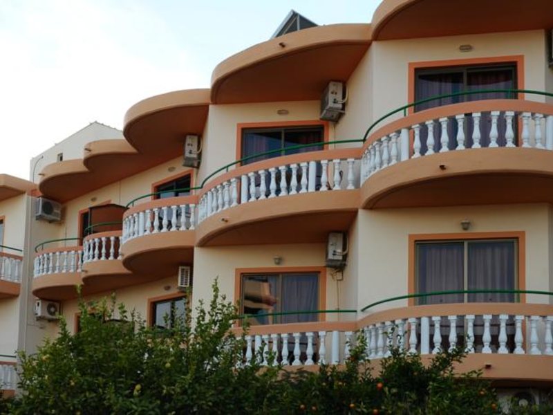 Villa George Studios 86103