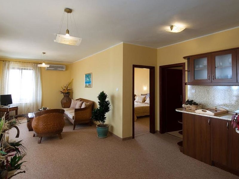 Villa Maria Revas  175026