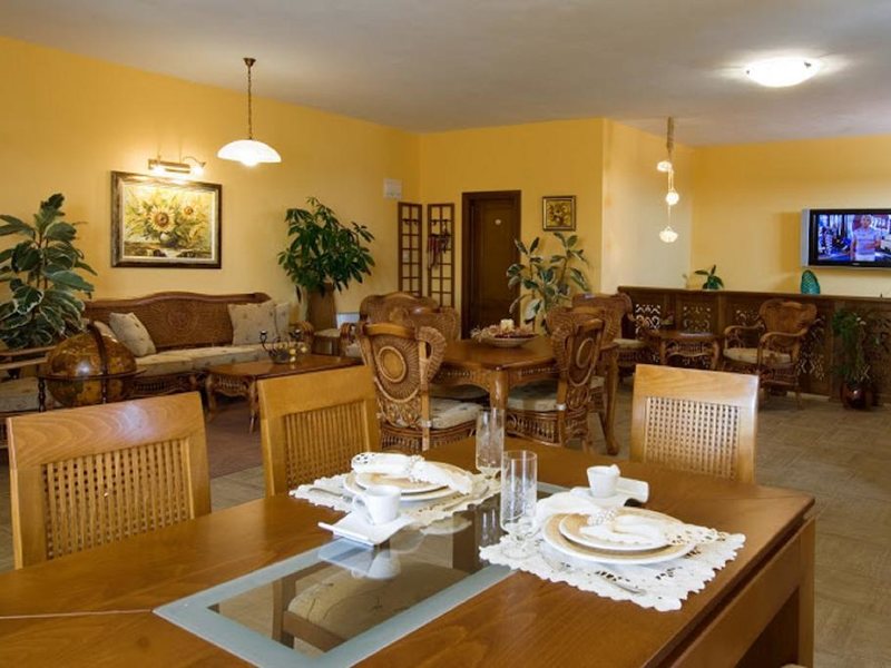 Villa Maria Revas  175029