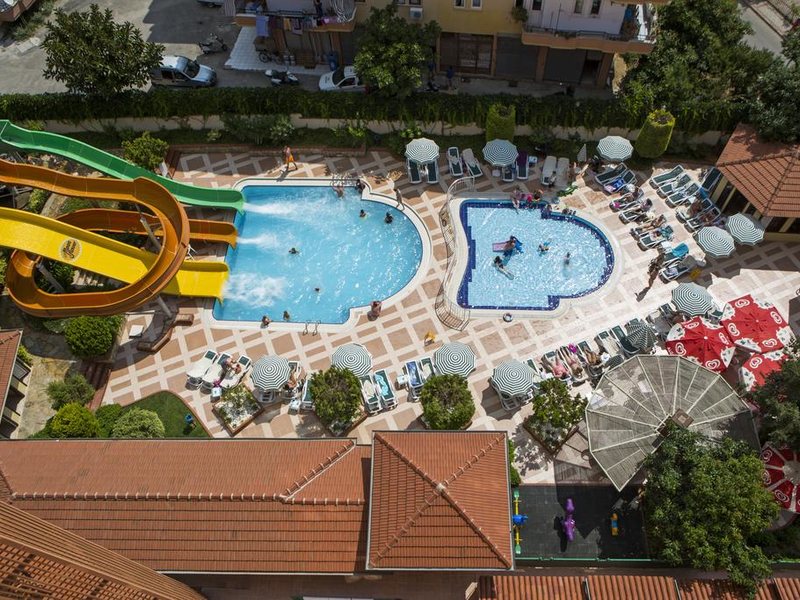 Villa Moonflower Aparts & Suites 190989