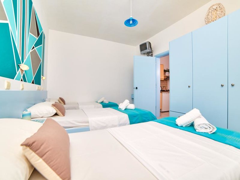 Village Oasis 248681