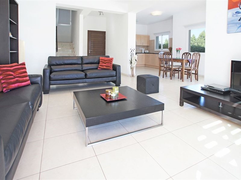 Villas2Let Agia Triada 292926