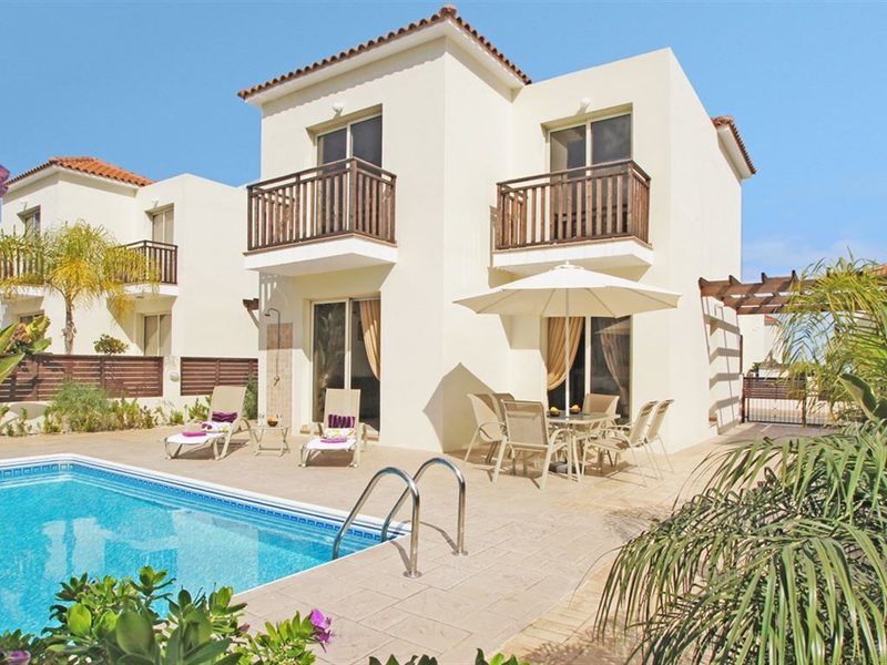 Villas2Let Kapparis  292966