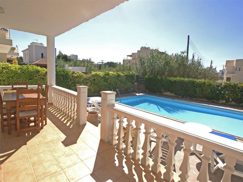 Villas2Let Kapparis  292967