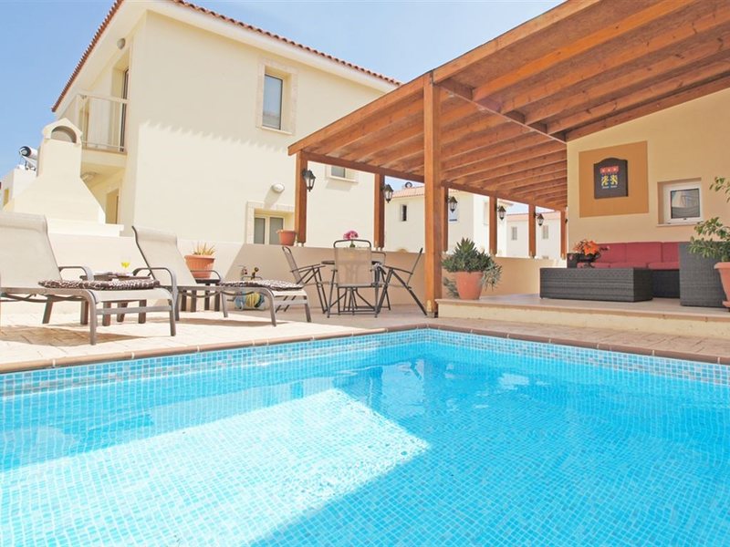 Villas2Let Pernera 293009