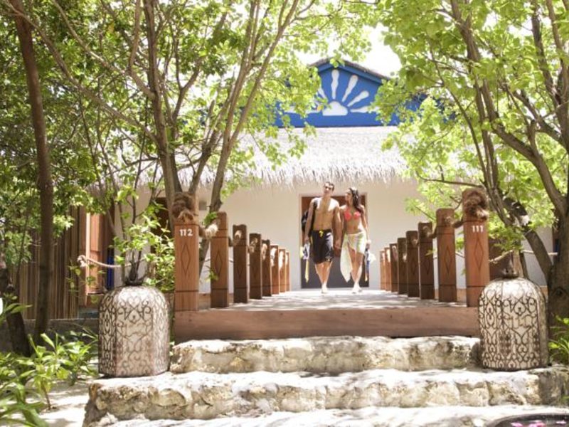 Vivanta By Taj Coral Reef 137242